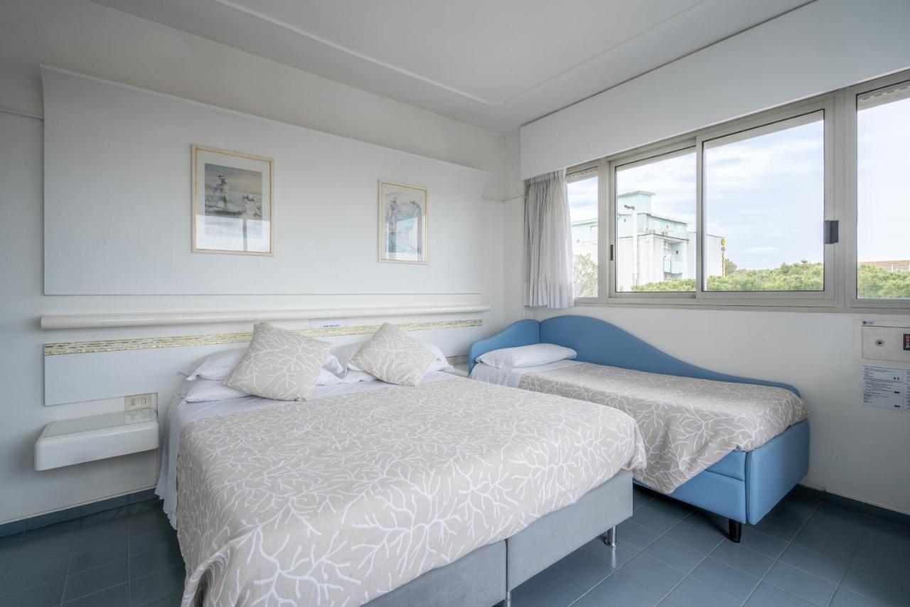 Hotel Diamond Riccione Esterno foto