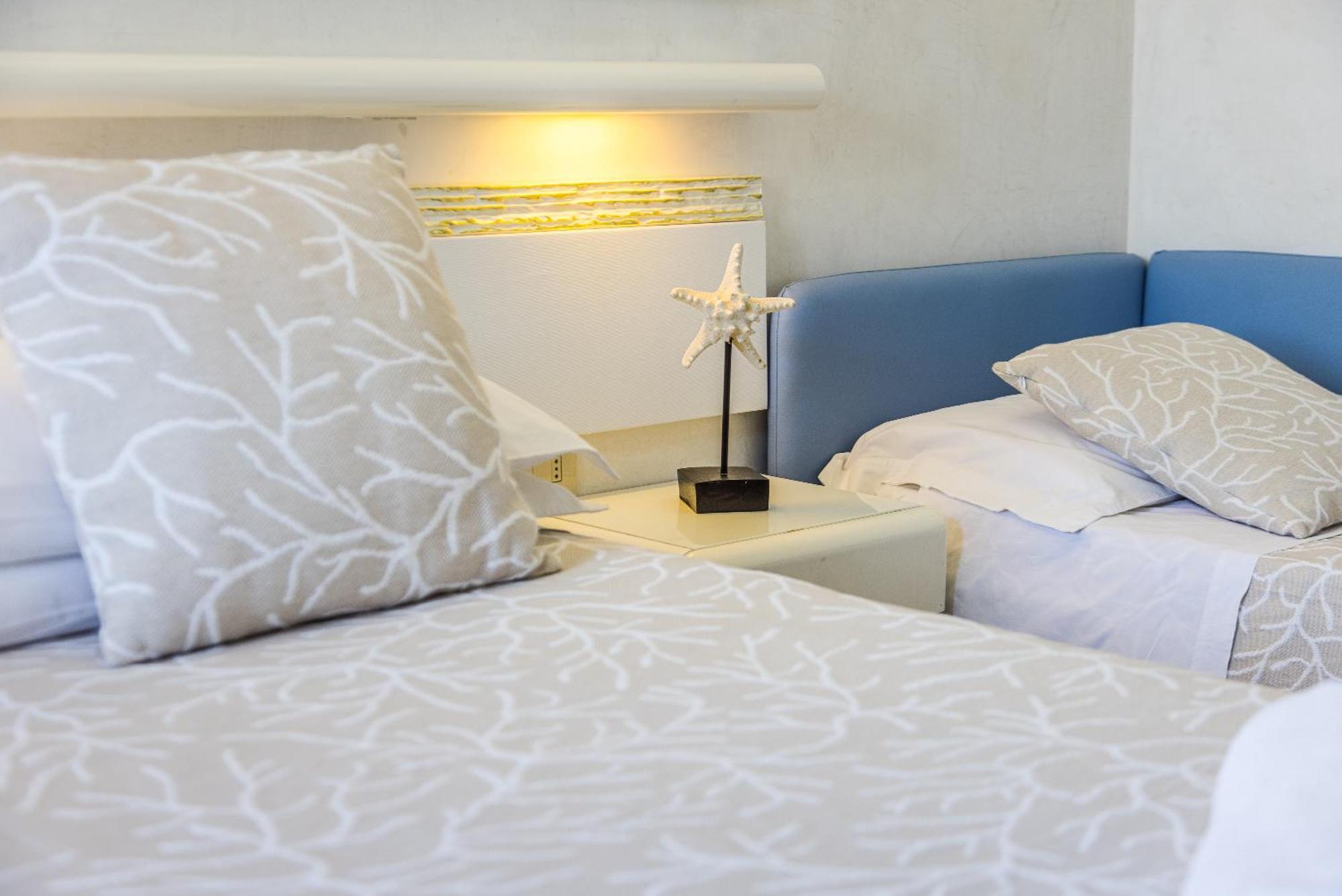 Hotel Diamond Riccione Esterno foto