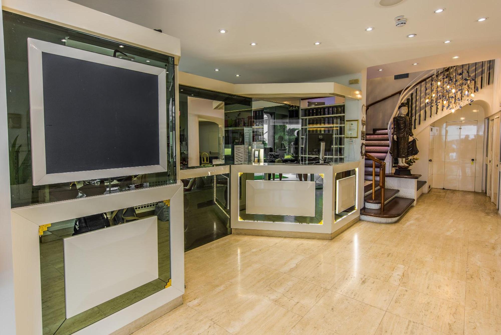 Hotel Diamond Riccione Esterno foto